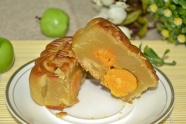 双蛋黄中秋月饼图片