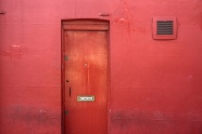 红色门图片