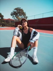 网球美女人体艺术写真图片