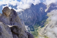意大利岩石风化山脉风光图片