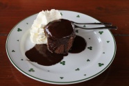 巧克力奶油小糕点图片