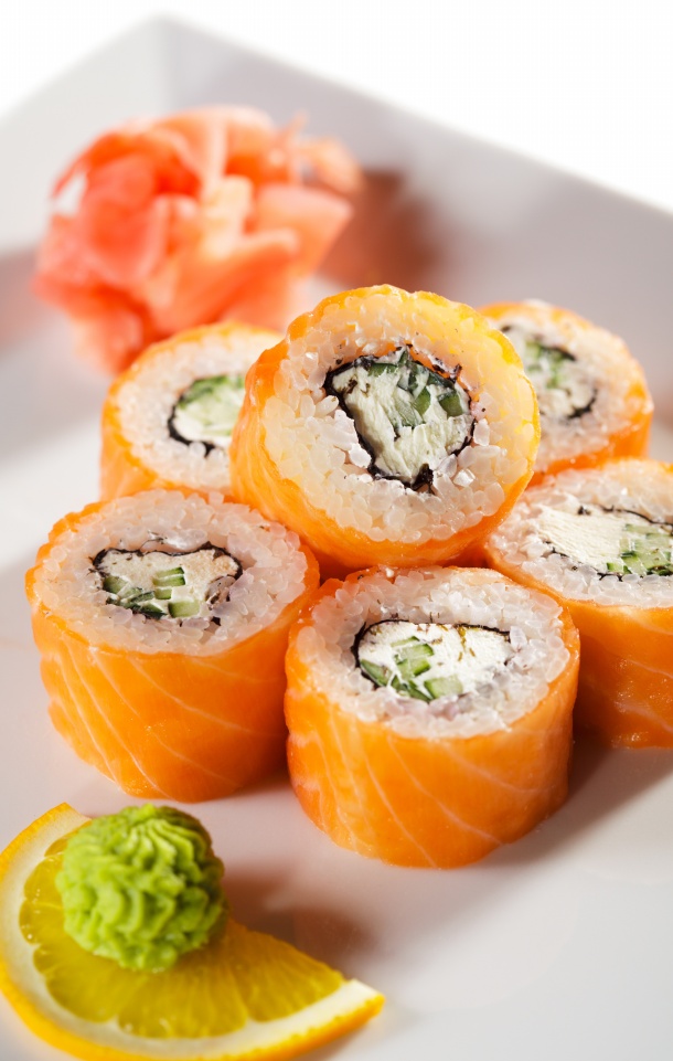 来源:时间:2010-12-14类别:食物图片大小:4093kb标签:美味美食寿司