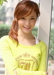高清好看美女图片下载