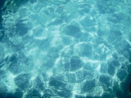 蓝色海水背景图片