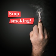 禁烟创意海报图片