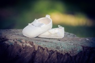 婴儿小白鞋图片
