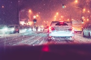 雪夜交通非主流摄影图