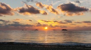 西班牙海上日落图片