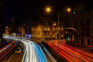 夜晚璀璨道路灯光图片