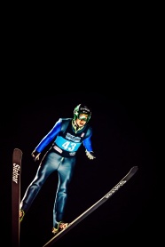 滑雪运动姿势图片