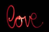 LOVE艺术字设计图片