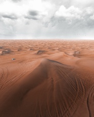 一片沙漠风景图片