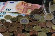 欧元硬币纸币素材图片
