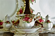 古董陶瓷茶壶图片