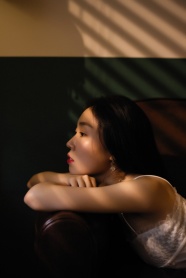 亚洲性感侧颜美女图片