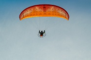 滑翔伞降落伞图片