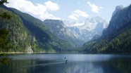 戈绍湖泊风景图片