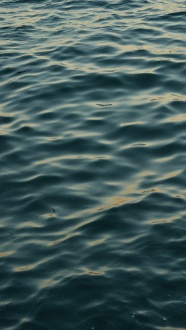大海湖面图片