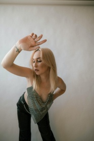 性感欧洲MM131美女人体摄影