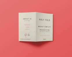 画册封面样机PSD