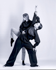 欧美舞蹈美女双人艺术写真摄影图片
