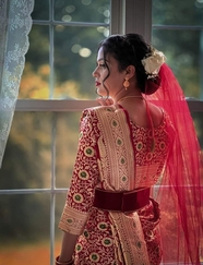 唯美印度新娘背影图片