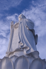 白色观音菩萨雕像图片