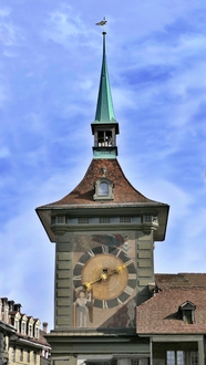 瑞士时钟塔建筑摄影图片