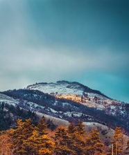 初冬雪山风景摄影图片