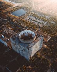 废弃核电站建筑图片