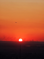 唯美黄昏落日余晖夕阳红图片