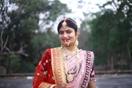 印度传统服饰新娘美女图片