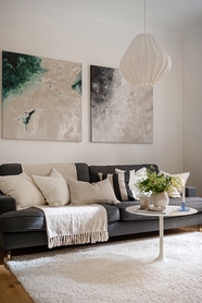 现代家居客厅沙发装饰画摄影图片