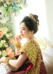 泰国传统服饰新娘美女写真图片