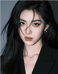 黑色长发韩系御姐美女写真图片